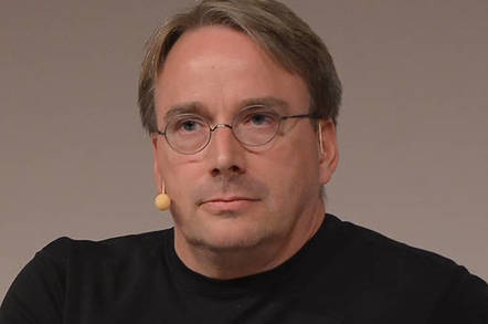 Linus Torvalds 宣布无限期休假，开始自我反省……